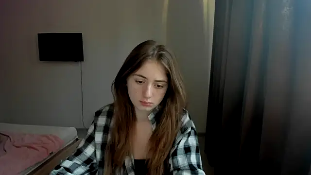 LilyHaart online show from October 31, 2025, 5:15 am