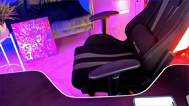 SarahAlluring online show from December 14, 2025, 12:22 pm