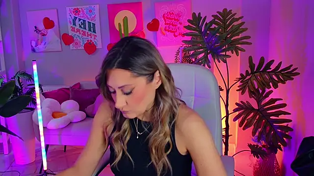 SarahAlluring online show from February 23, 2026, 12:50 pm