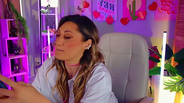 SarahAlluring online show from March 28, 2026, 12:28 pm