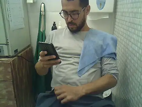 pdasgyn online show from February 2, 2026, 5:56 pm