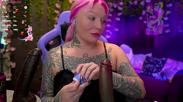 BlackedBarbie online show from September 27, 2025, 1:17 pm