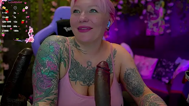 BlackedBarbie online show from September 19, 2025, 2:32 pm