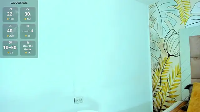 sexyvioletvalerious online show from February 5, 2026, 7:48 am