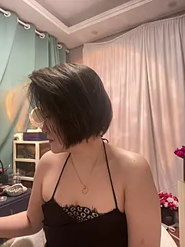 Baby-youyou online show from March 14, 2025, 2:08 pm