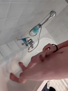 Snapshot of boasbuiten chatting on March 1, 2026, 11:32 am boasbuiten online show from March 1, 2026, 11:32 am