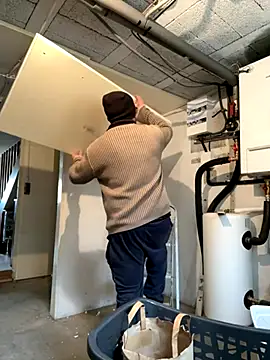 billybib83 online show from November 14, 2025, 12:42 pm