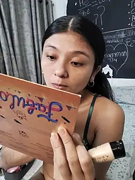 Snapshot of Guadalupe_Lopez chatting on October 29, 2025, 10:03 am Guadalupe Lopez online show from October 29, 2025, 10:03 am