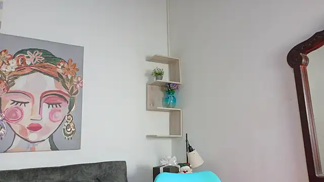 alice rous21 online show from November 19, 2025, 1:33 pm