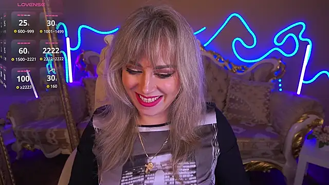 CandyLadyyy online show from October 18, 2025, 8:44 pm