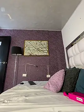 Snapshot of LunaCandy_ chatting on December 4, 2025, 1:21 pm LunaCandy online show from December 4, 2025, 1:21 pm