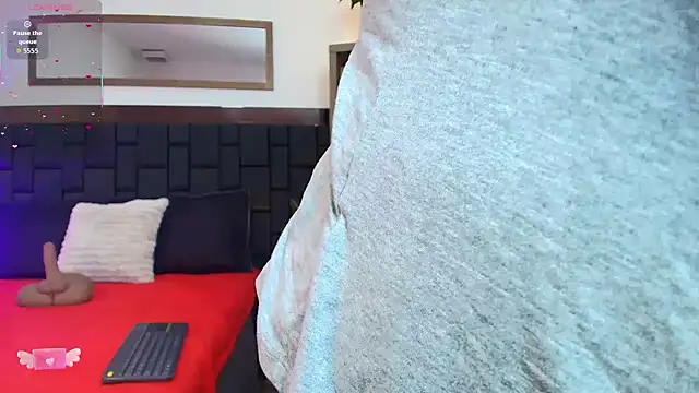 Snapshot of EllenaBoobs_ chatting on February 22, 2026, 3:53 am EllenaBoobs online show from February 22, 2026, 3:53 am