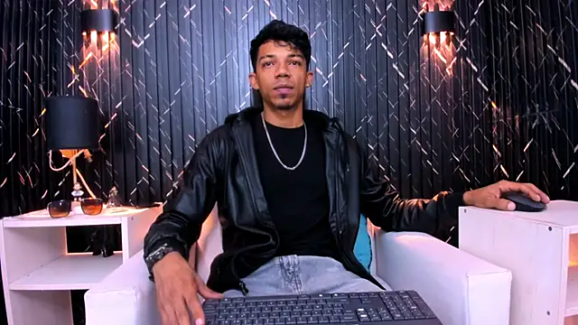 Snapshot of Gregory_Sforza chatting on November 10, 2025, 11:48 am Gregory Sforza online show from November 10, 2025, 11:48 am