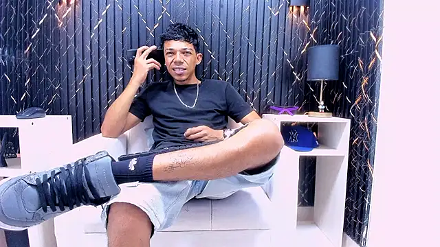 Snapshot of Gregory_Sforza chatting on November 26, 2025, 6:19 pm Gregory Sforza online show from November 26, 2025, 6:19 pm