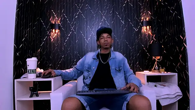 Snapshot of Gregory_Sforza chatting on October 30, 2025, 12:25 pm Gregory Sforza online show from October 30, 2025, 12:25 pm