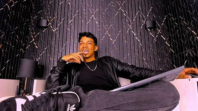 Gregory Sforza online show from April 12, 2026, 10:29 am