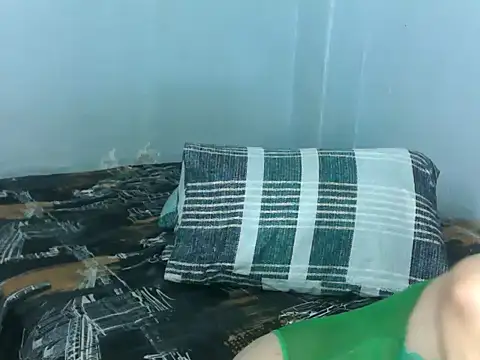 clover cams1874 online show from November 10, 2025, 5:29 pm