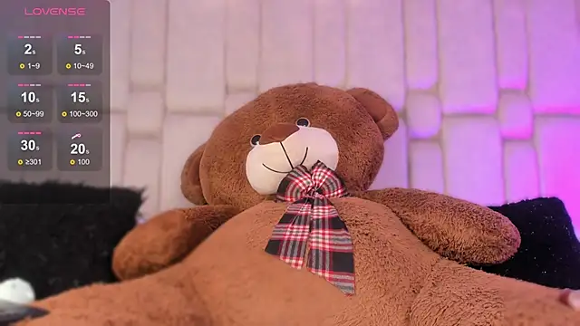 Daia Ortiz online show from November 26, 2025, 8:31 pm