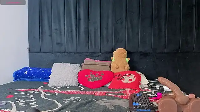 megan stathann online show from December 4, 2025, 9:14 pm