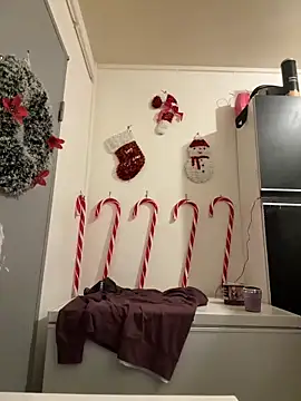 Hugo34bg online show from December 4, 2025, 1:59 am