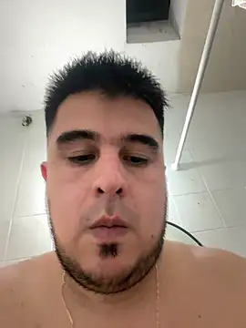 Snapshot of elninio_poya chatting on April 25, 2026, 10:18 pm elninio poya online show from April 25, 2026, 10:18 pm