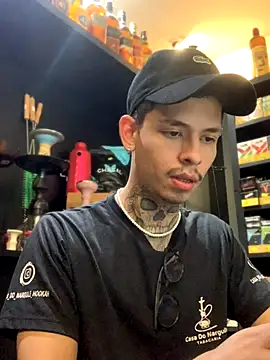 craxybaby online show from October 27, 2025, 5:25 pm