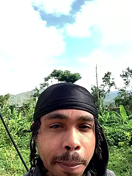 Snapshot of anthonyroth chatting on February 7, 2026, 8:17 pm anthonyroth online show from February 7, 2026, 8:17 pm