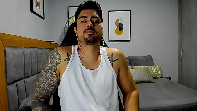 Snapshot of Dante_Storm chatting on October 23, 2025, 4:49 pm Dante Storm online show from October 23, 2025, 4:49 pm