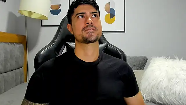 Snapshot of Dante_Storm chatting on November 6, 2025, 4:05 am Dante Storm online show from November 6, 2025, 4:05 am