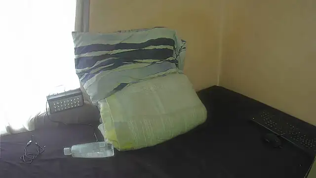 XhosaBoobs4U online show from November 7, 2025, 6:40 am