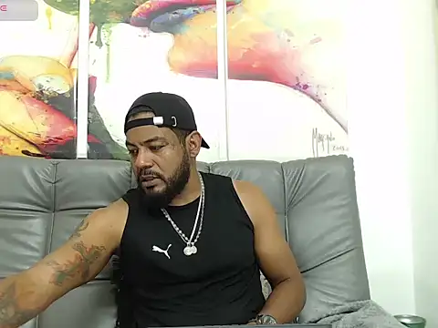 Snapshot of BladeFoxxx1 chatting on October 29, 2025, 5:39 am BladeFoxxx1 online show from October 29, 2025, 5:39 am