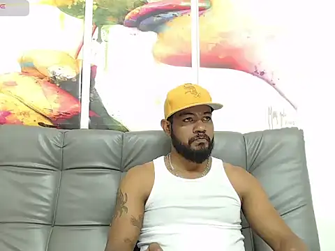 Snapshot of BladeFoxxx1 chatting on October 30, 2025, 2:36 pm BladeFoxxx1 online show from October 30, 2025, 2:36 pm