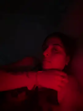 Veramaia online show from March 26, 2026, 8:07 pm