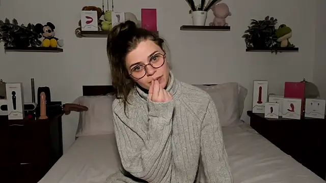 HaleyReedme online show from February 26, 2026, 7:47 pm