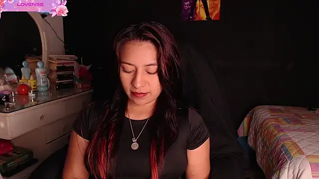 yes0225 online show from October 2, 2025, 1:58 pm