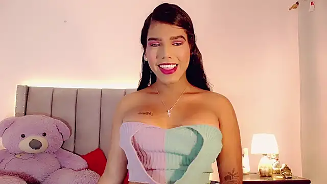 Snapshot of taniababy chatting on September 24, 2025, 12:11 pm taniababy online show from September 24, 2025, 12:11 pm