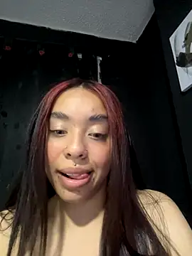 Snapshot of Tracy_KS chatting on November 27, 2025, 3:07 am Tracy KS online show from November 27, 2025, 3:07 am