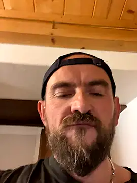 Snapshot of Rimmingtop chatting on October 31, 2025, 1:19 pm Rimmingtop online show from October 31, 2025, 1:19 pm