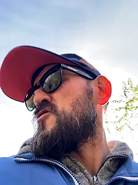 Snapshot of Rimmingtop chatting on November 7, 2025, 1:04 pm Rimmingtop online show from November 7, 2025, 1:04 pm