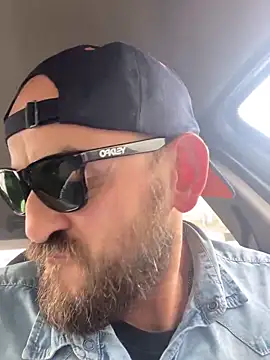 Snapshot of Rimmingtop chatting on November 1, 2025, 1:49 pm Rimmingtop online show from November 1, 2025, 1:49 pm