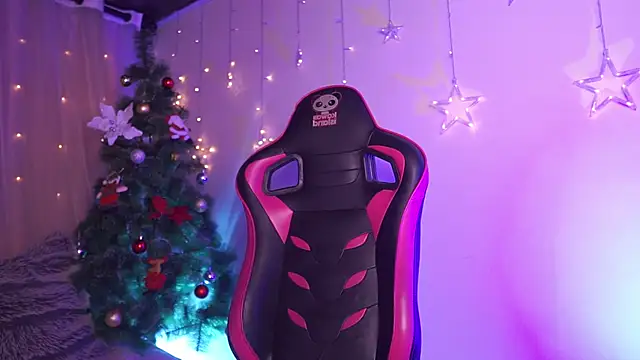 Madison Mayer online show from November 25, 2025, 12:38 pm