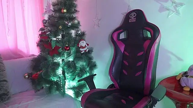 Madison Mayer online show from December 19, 2025, 1:13 pm