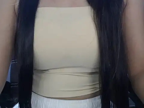 Snapshot of TheMostBeautifullGirl- chatting on June 25, 2026, 6:35 pm TheMostBeautifullGirl- online show from June 25, 2026, 6:35 pm