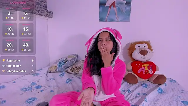 Snapshot of tianna_princess chatting on December 5, 2025, 12:43 am tianna princess online show from December 5, 2025, 12:43 am