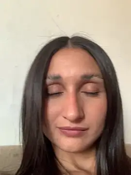 luci brecman online show from April 12, 2026, 9:40 pm