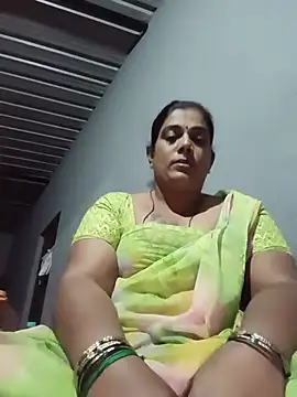 kissmetha online show from July 20, 2026, 6:32 pm