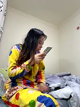 Snapshot of aa520uv chatting on November 23, 2025, 1:04 am aa520uv online show from November 23, 2025, 1:04 am