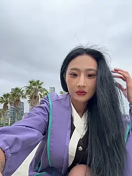 Snapshot of linger-23 chatting on November 30, 2025, 6:47 am linger-23 online show from November 30, 2025, 6:47 am