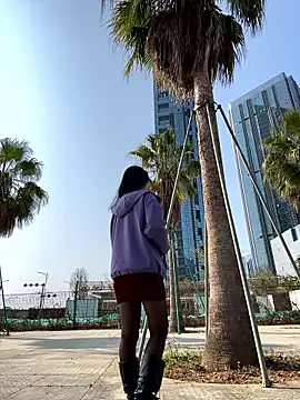 linger-23 online show from January 18, 2026, 6:06 am