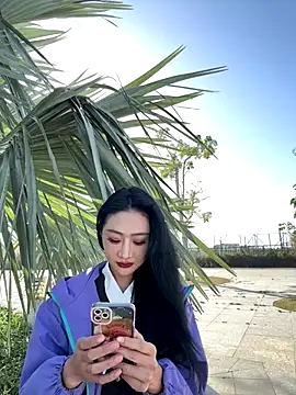 Snapshot of linger-23 chatting on November 29, 2025, 6:57 am linger-23 online show from November 29, 2025, 6:57 am